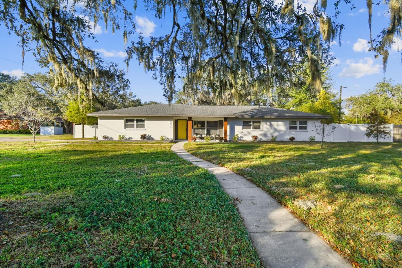Plush Sheets, Games!, Huge Backyard, Massage Chair Tampa Dış mekan fotoğraf